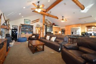 Owens Den- Lake AreaFree Night Special - 2