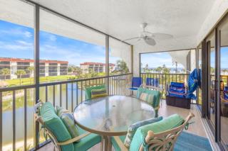 Pointe Santo B32 condo - 0