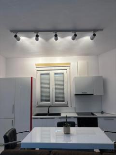 Green Hill Tirana Apartment - 4