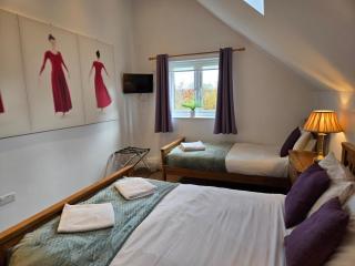 Farthing Cottage - 1