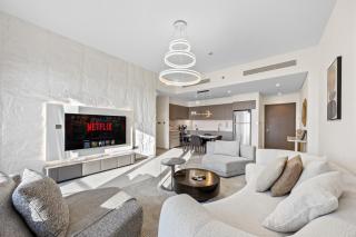 Elegant High-Rise Escape with sea view by SoleaStay - 1