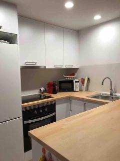 Bright apartment with terrace & sea view - 7