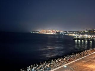 Spectacular oceanfront view for 8 people - 3