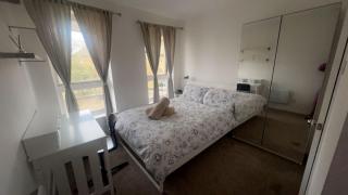 Lovely double room in riverside Canada Water - 8