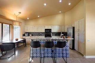 Scottsdale Oasis-Saltwater Pool & Putting Green - 3