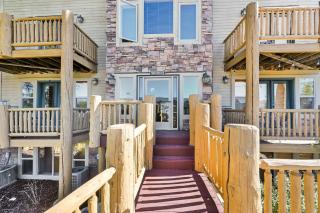 Eden Mountain Condo with Views Pool & Hot Tub Access - 9