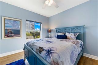 Oceanfront Luxury - 3BR Family Penthouse with Pool in New Smyrna Beach - 4