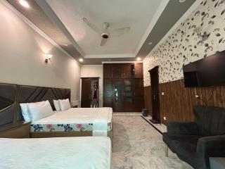 Grand Residency Guest House - 4