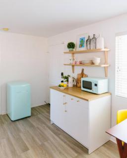 Heidi House - Entire Home Pet Friendly - 3