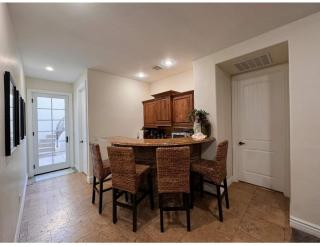 Coronado Manor Estate Private Suite, Pool, & Spa - 5