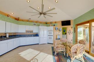 Stunning Views and Pool! Hilltop Home in Tucson - 5