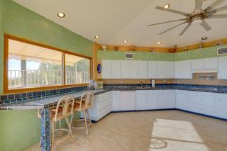 Stunning Views and Pool! Hilltop Home in Tucson - 6