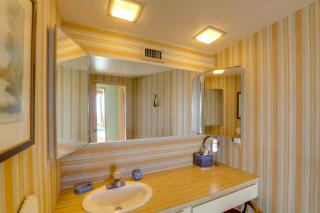 Stunning Views and Pool! Hilltop Home in Tucson - 1