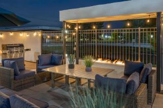 Best Western Plus Indianapolis NW Hotel - 8