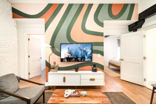 The Saddlery - The Vault - 2 Min Walk to Broadway - 2