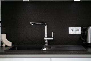 Modern Studio in Gasperich with Balcony & Wi-Fi - 2