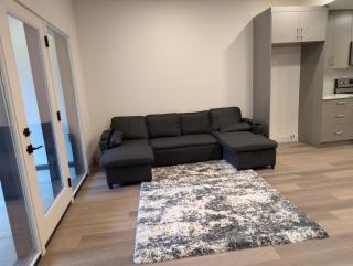 21 Greenwich Common NW Calgary Alberta - 5