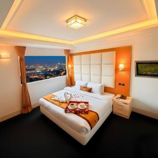 The Ambassador Airport Hotel - 0