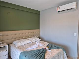 Cobertura Duplex - Luxo com Jacuzzi e 3 Suítes - 1