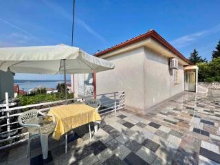 Apartments in Dramalj 42932 - 5