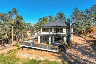 The Mesa House! Luxe Mountain Home near The Broadmoor - 5