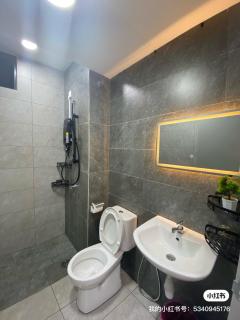 Traders park Balakong 3 room Wi-Fi balcony unblock view - 1