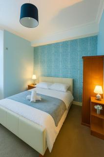 Hymarket 2bed modern apartment - 0