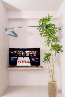 VillaMar Studios Unit 1 by beach & Airport NEW - 7