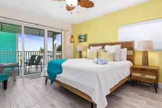 The Sea Spray at Cottages - 0