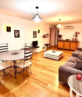 Le 84 ! Appart' calme et spacieux en centre ville - Montélimar - 1