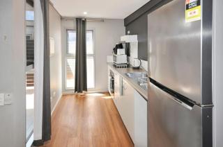 Stylish Studio 1x1 Walk to CBD - 3