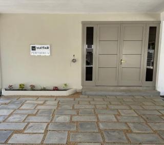 3 bedroom apartment - walk to the beach - 3