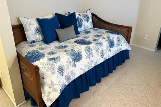 Peaceful Las Vegas Pool Oasis, Pool Table, Hammock - Las Vegas - 4