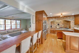 Private Pool and Home Theater Buchanan Family Home! - 2