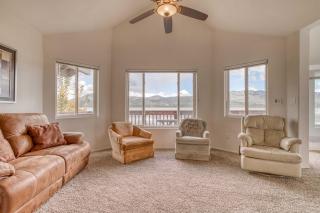 032 - Lakefront Village Escape - Big Bear Getaway - 7