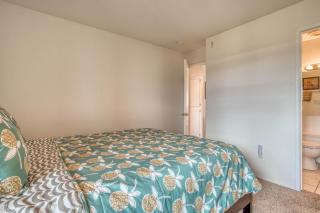 032 - Lakefront Village Escape - Big Bear Getaway - 1