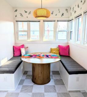 Downtown Hagerman Hot Springs Getaway - 4