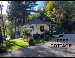 Mile 77 Cottages Lakefront 100yr old Railway Cottage - 8