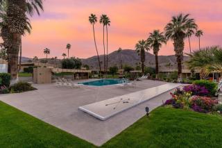 Sandpiper Jewelbox by ACME House Company - 6