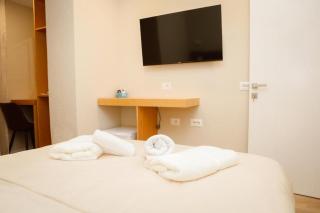 Hermes Petite Maison Hotel - 2