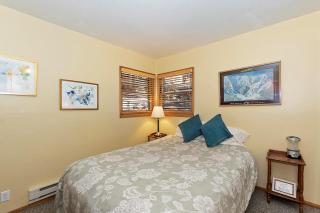 047 - Aspen Hideaway - Big Bear Getaway - 2