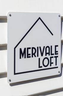 Chic Colourful Loft in the Heart of Merivale - 3