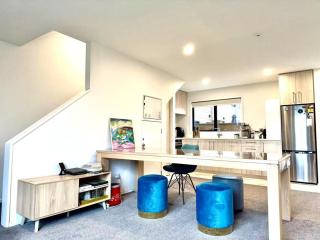 Twin Room in Garden City Christchurch - 5