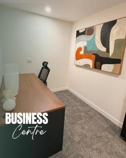 Absolute Collins Apartments - 3