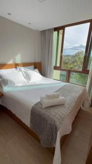 Apto completo no Vista Azul - Varanda com vista da Pedra Azul - 5