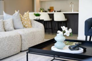 Gledswood Hills Home Near Camden & Campbelltown Golf Views - 6