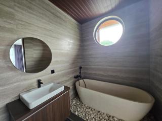 Hei-Sola Bali Villa ,3BR Luxury Stay Near Canggu - 6