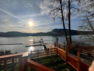 Mile 77 Cottages - 9