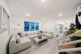 Bayside Delight Just Steps to Water - 3