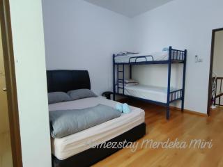 Homezstay Merdeka Miri - 1